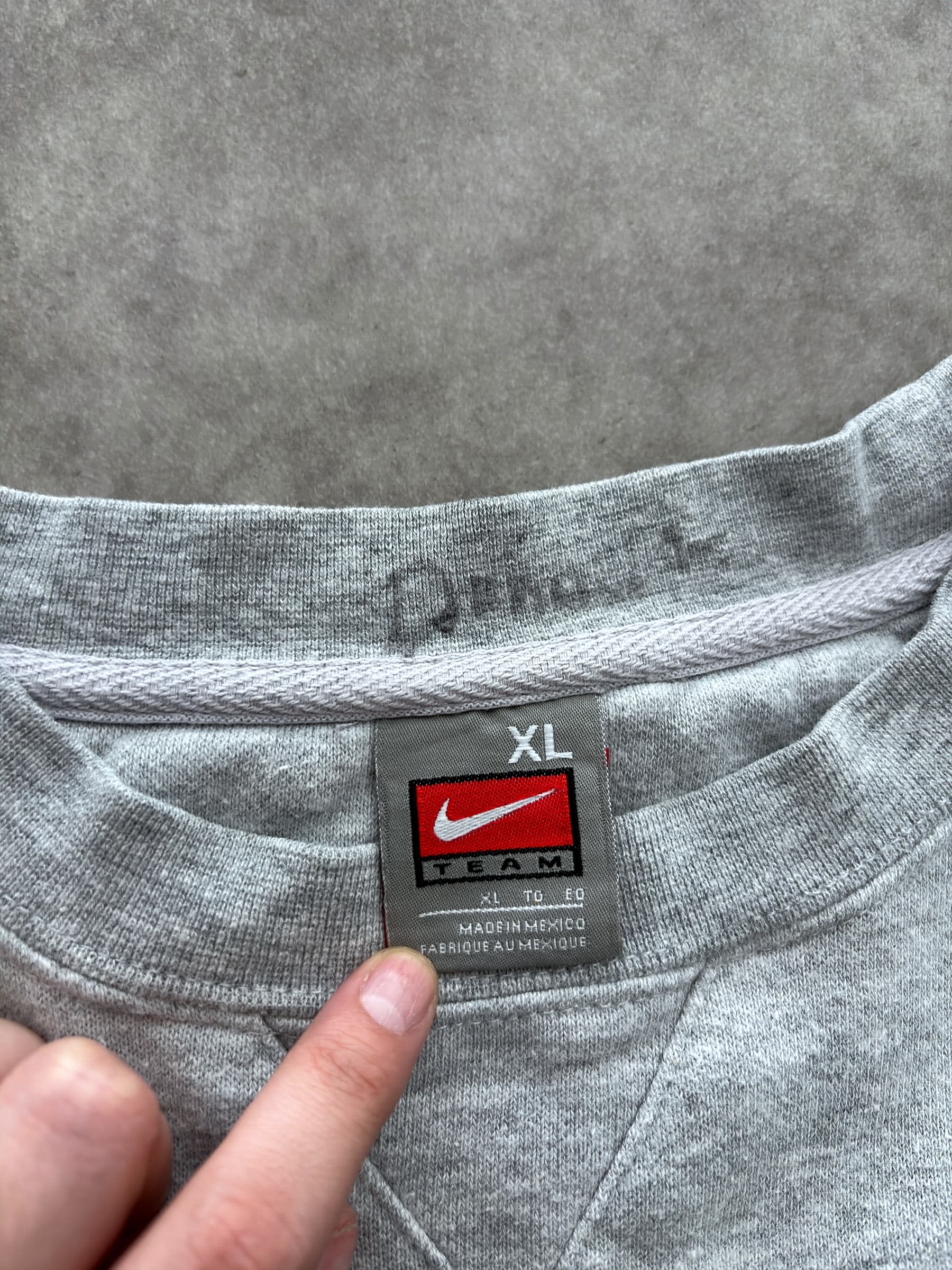 Nike Vintage Nike Team Crewneck XL - foto 4 - Fabricsonder