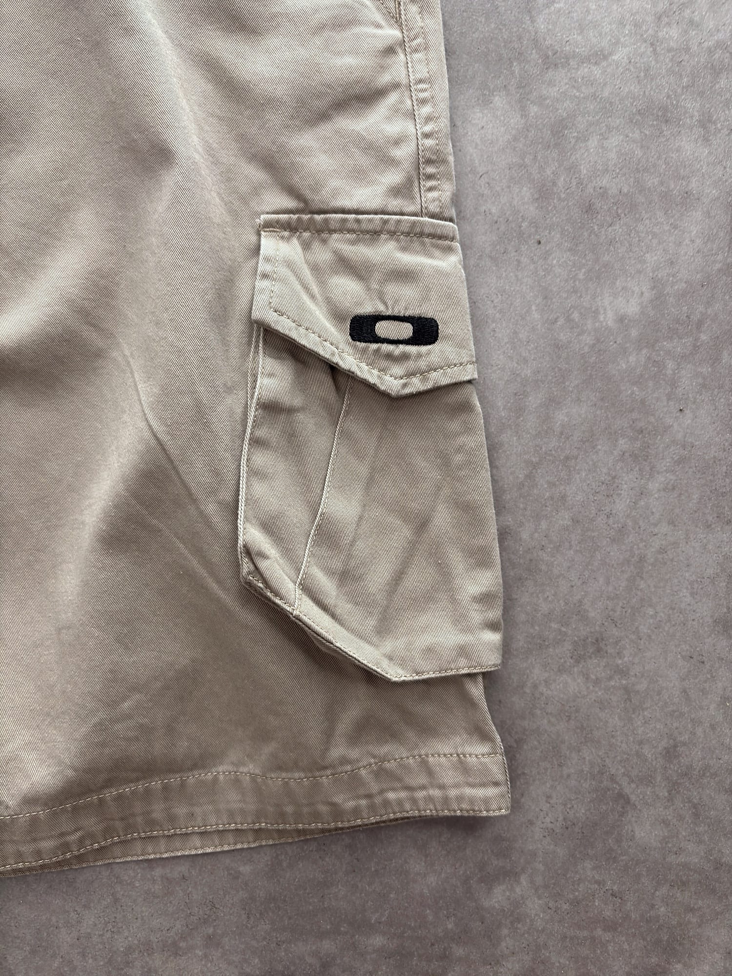 Oakley Vintage Oakley Cargo Shorts - foto 4 - Fabricsonder