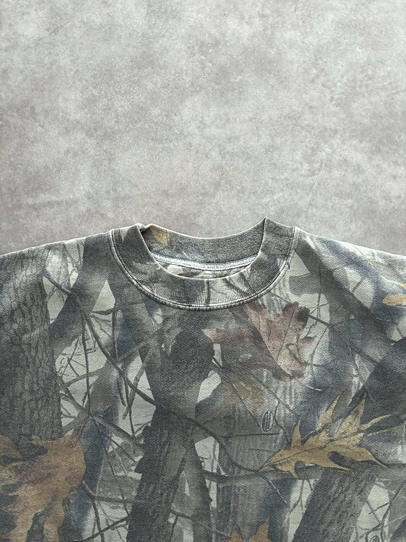 Realtree Vintage Realtree Print Crewneck - view 4 - Fabricsonder