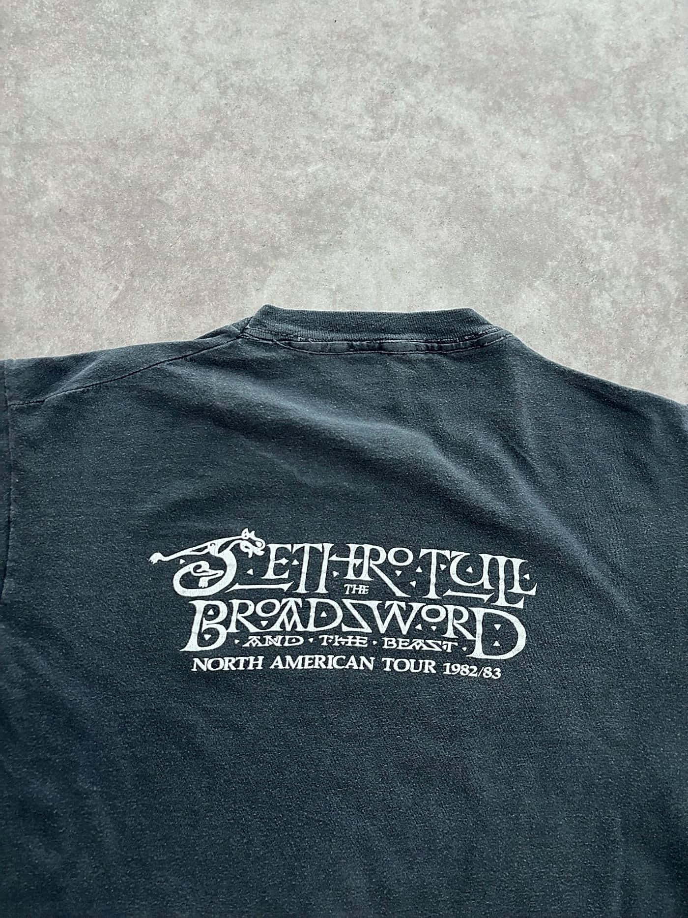Jethro Tull Merch Vintage Rare Merch T Shirt Single Stitch 1982 - view 4 - Fabricsonder