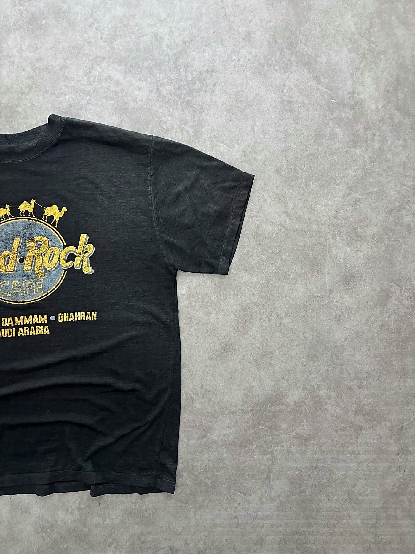 Hard Rock Vintage Hard Rock T Shirt Sunfaded Single Stitch - view 2 - Fabricsonder