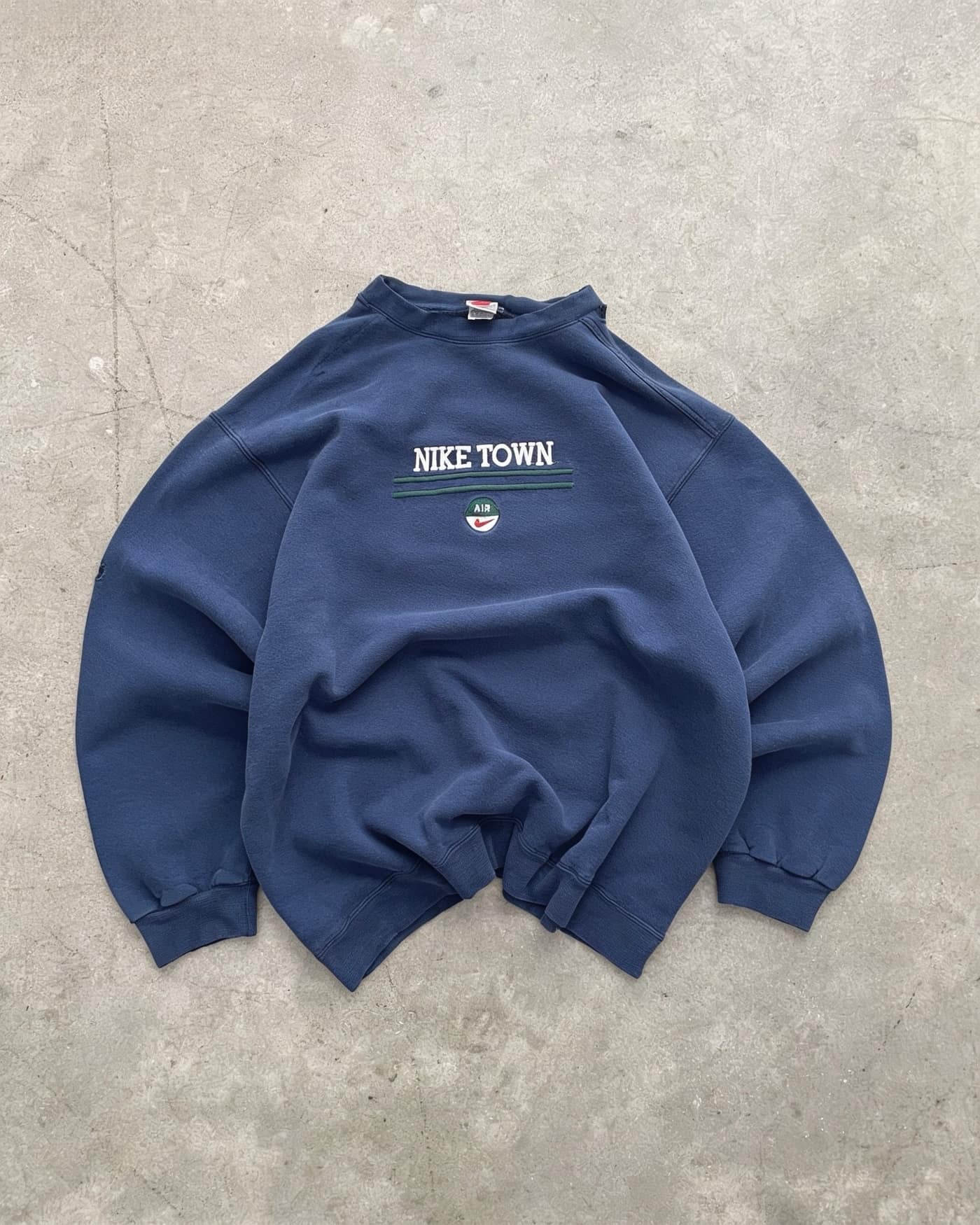 Nike Vintage Crewneck 90s made In USA - Excellent - L - Fabricsonder