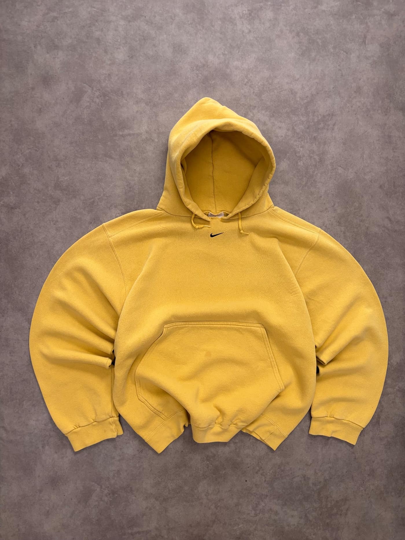 Nike Vintage Centre Swoosh Hoodie - Good - L - Fabricsonder