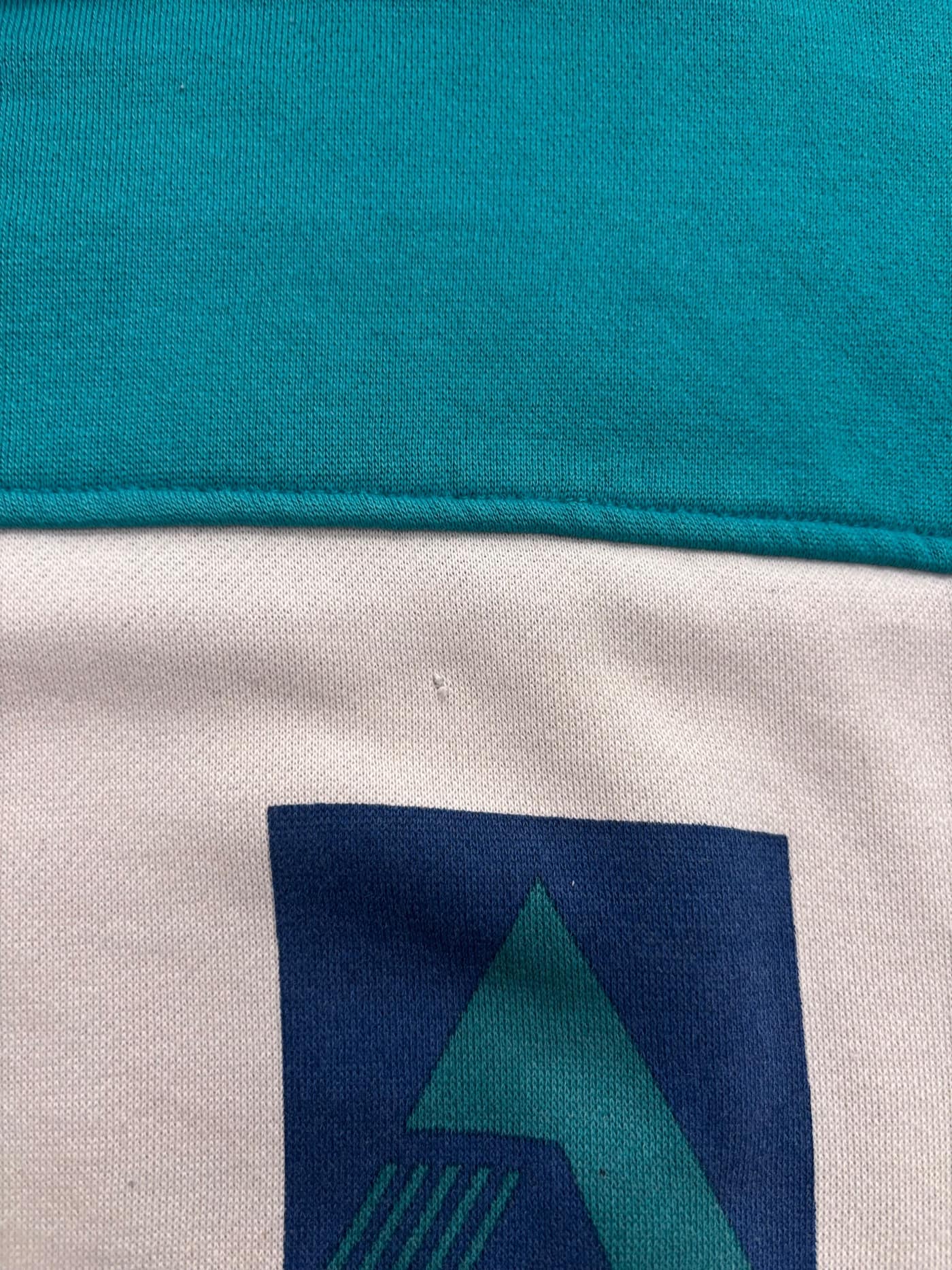 Adidas Vintage 80s Hoodie Made In Taiwan - view 6 - Fabricsonder