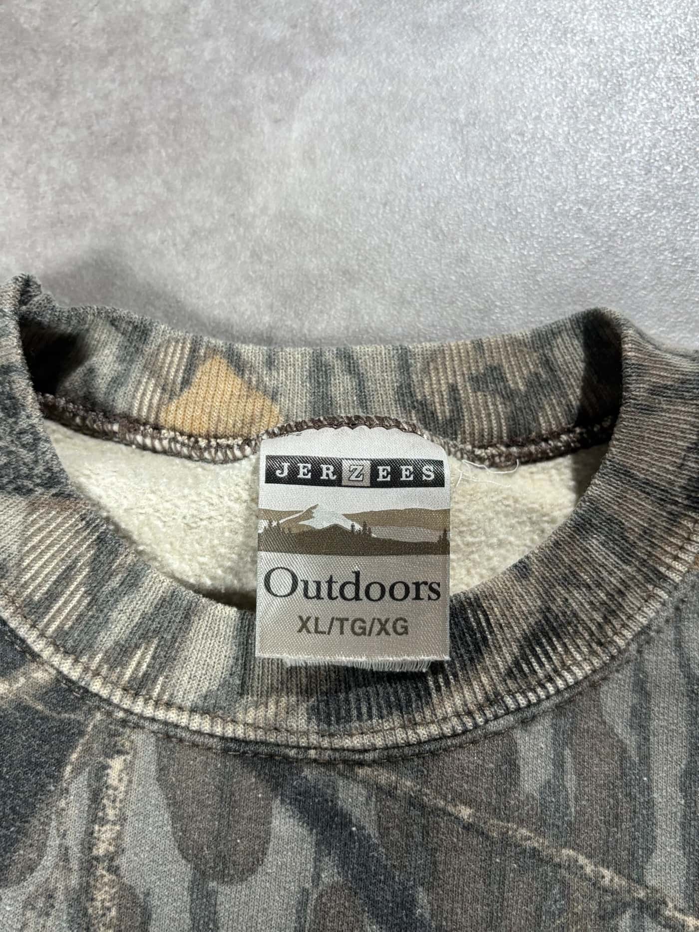 Jerzees Vintage Crewneck Jungle Print - view 3 - Fabricsonder