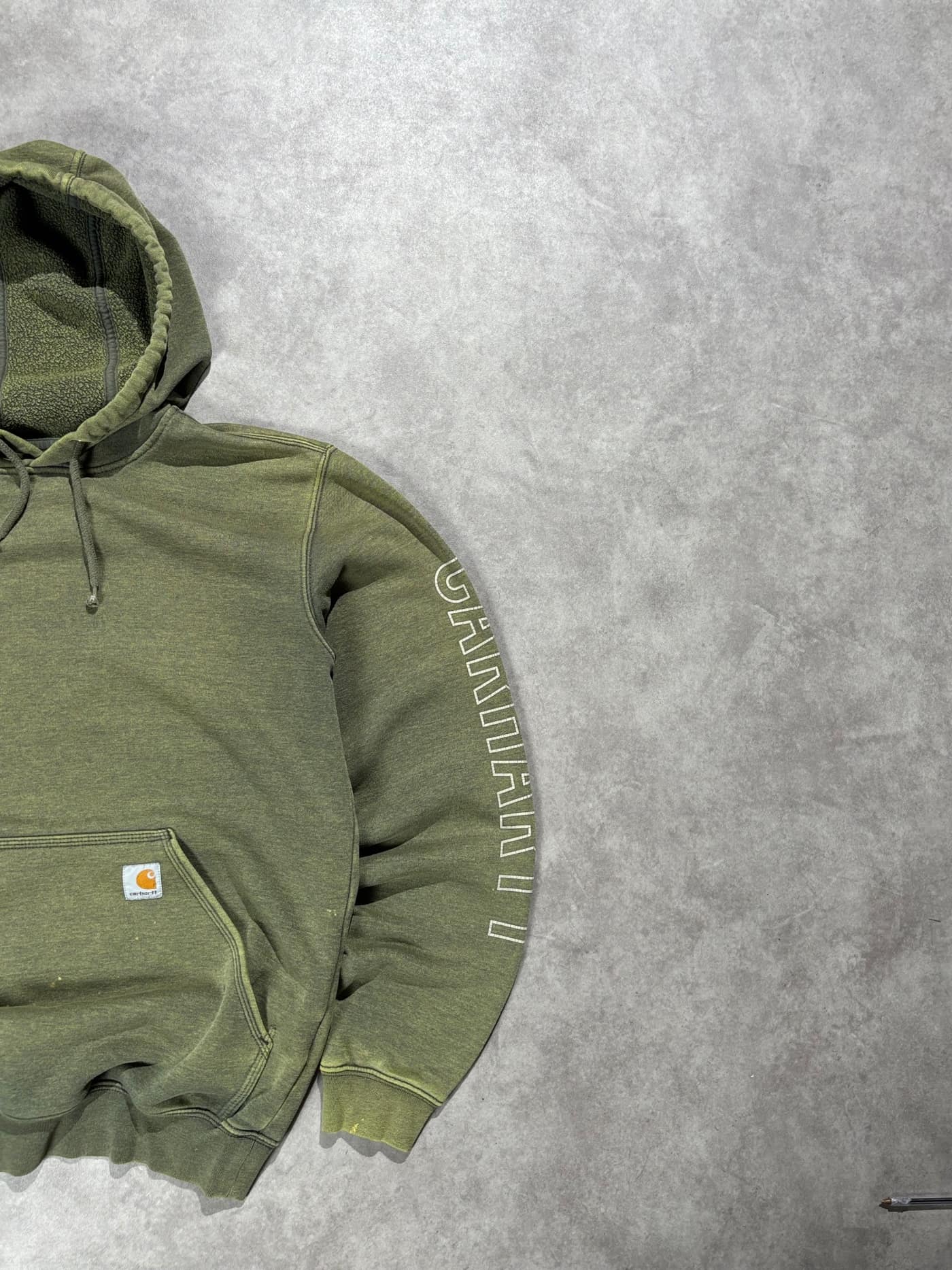 Carhartt Vintage Sunfaded Hoodie - view 2 - Fabricsonder
