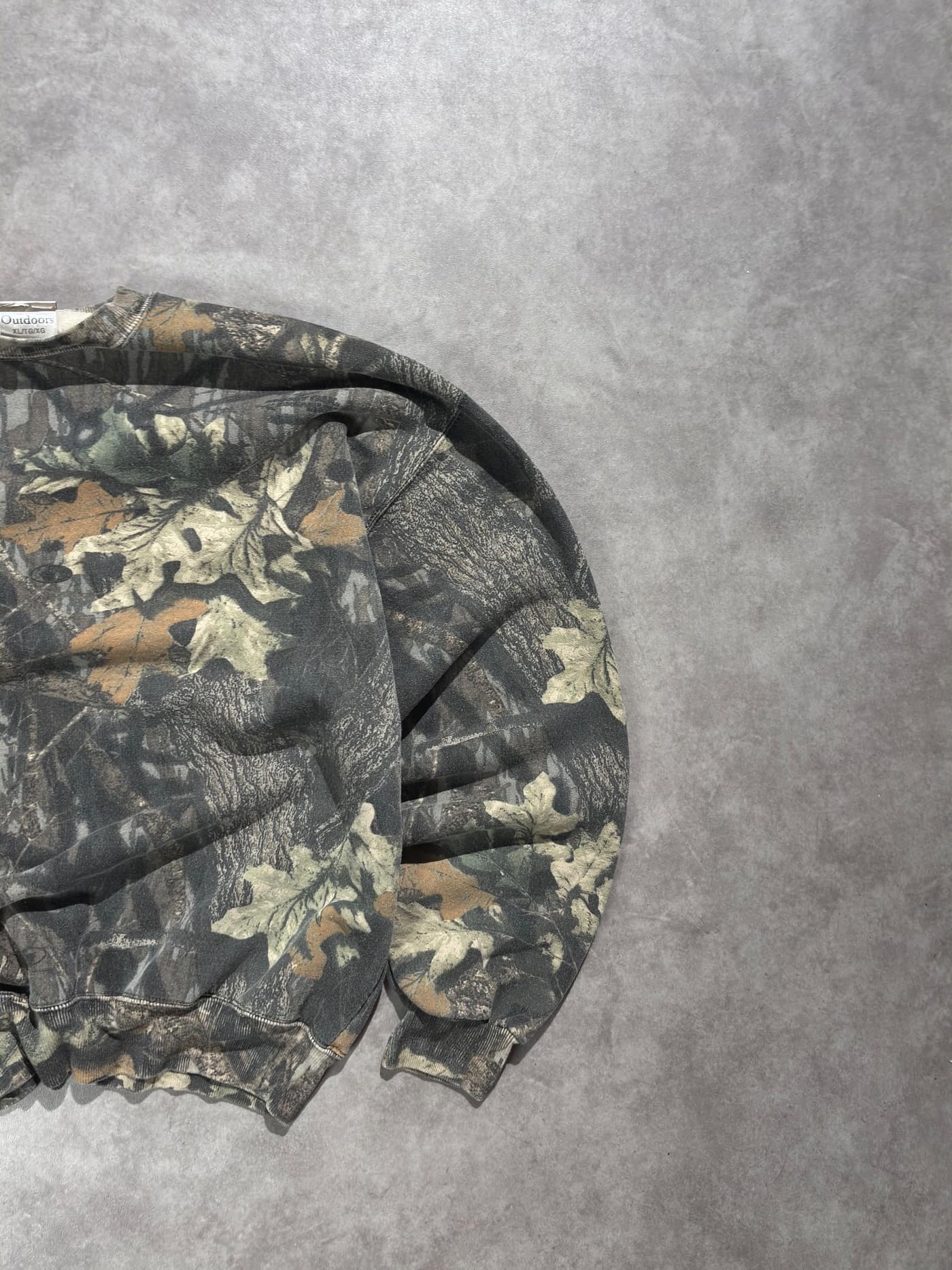 Jerzees Vintage Crewneck Jungle Print - view 4 - Fabricsonder