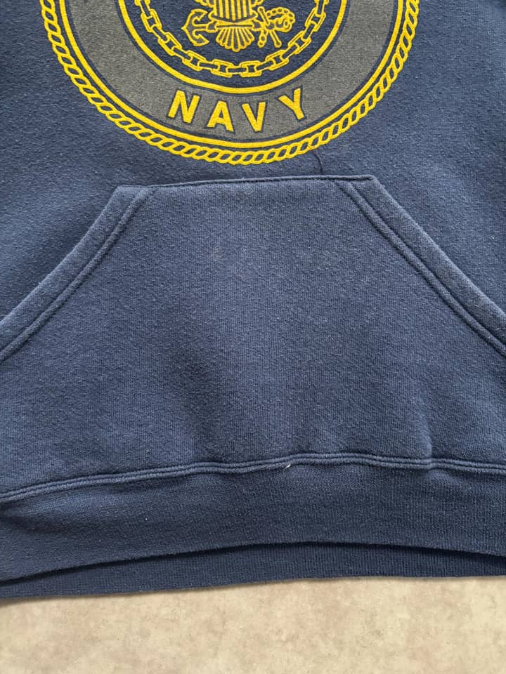 Navy Hoodie Vintage Navy Made In USA Size S - view 3 - Fabricsonder