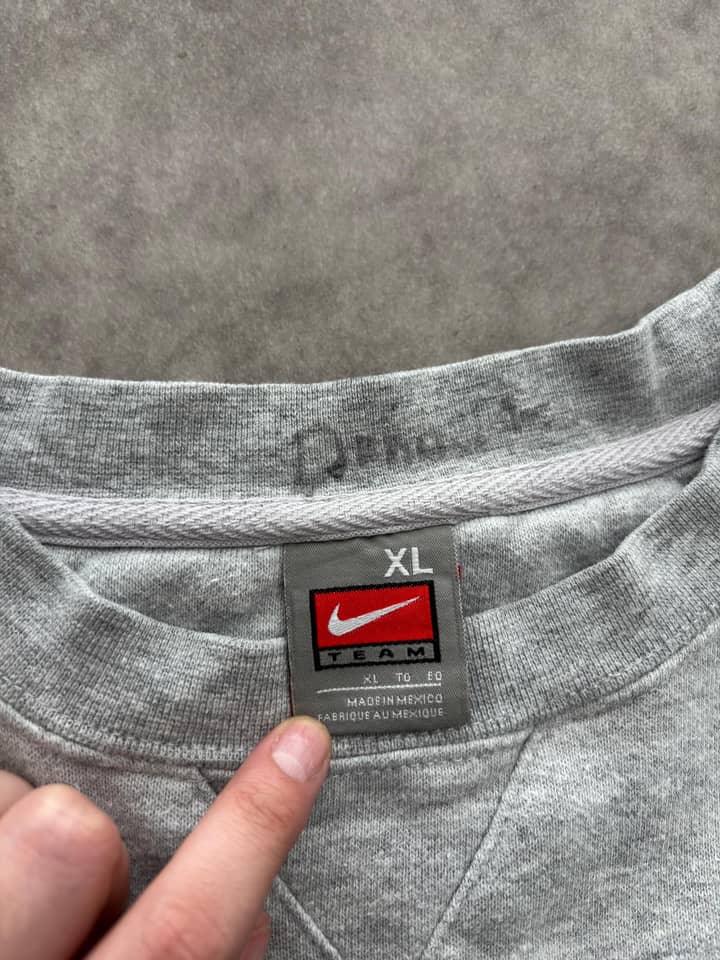 Nike Vintage Nike Team Crewneck XL - view 4 - Fabricsonder
