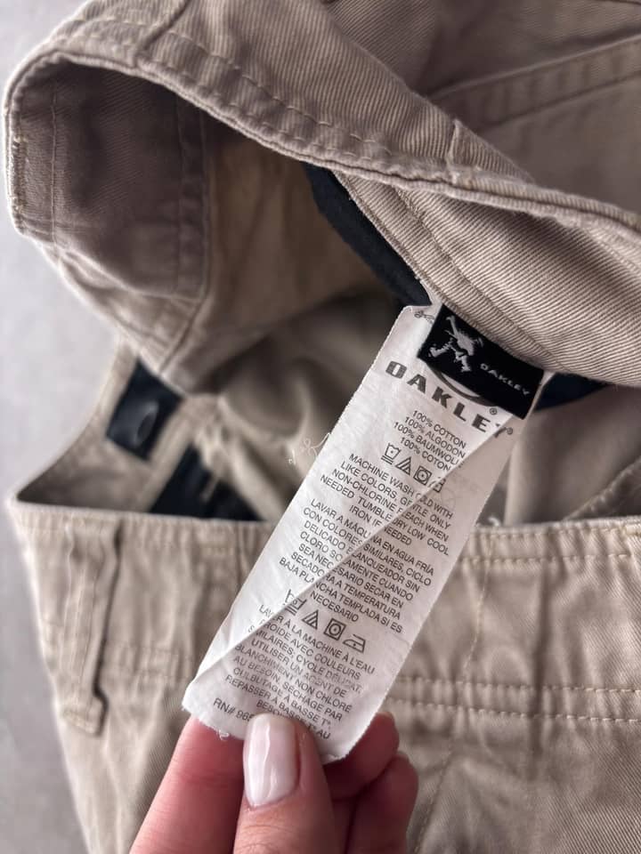 Oakley Vintage Oakley Cargo Shorts - view 6 - Fabricsonder