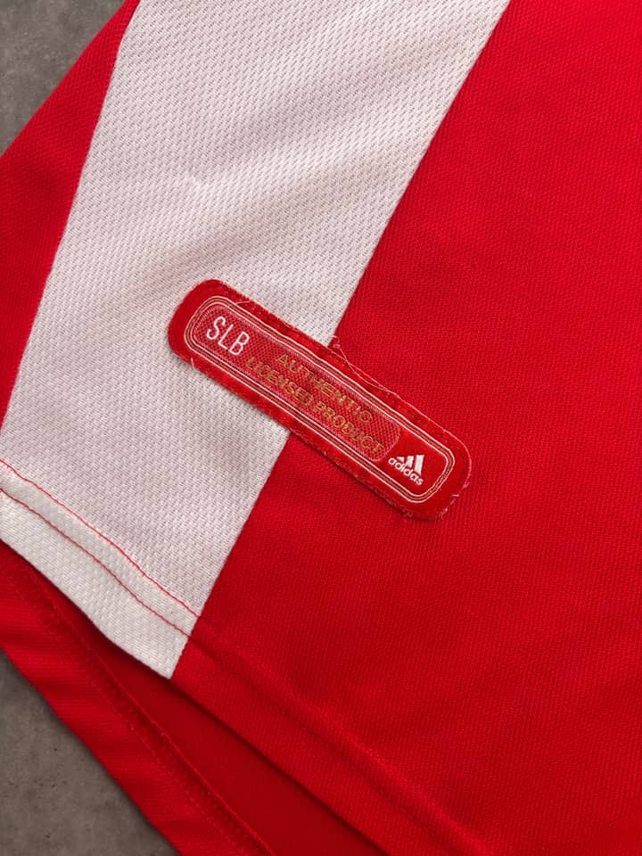Adidas Vintage Adidas Benfica Home Shirt 2001-2 - view 6 - Fabricsonder
