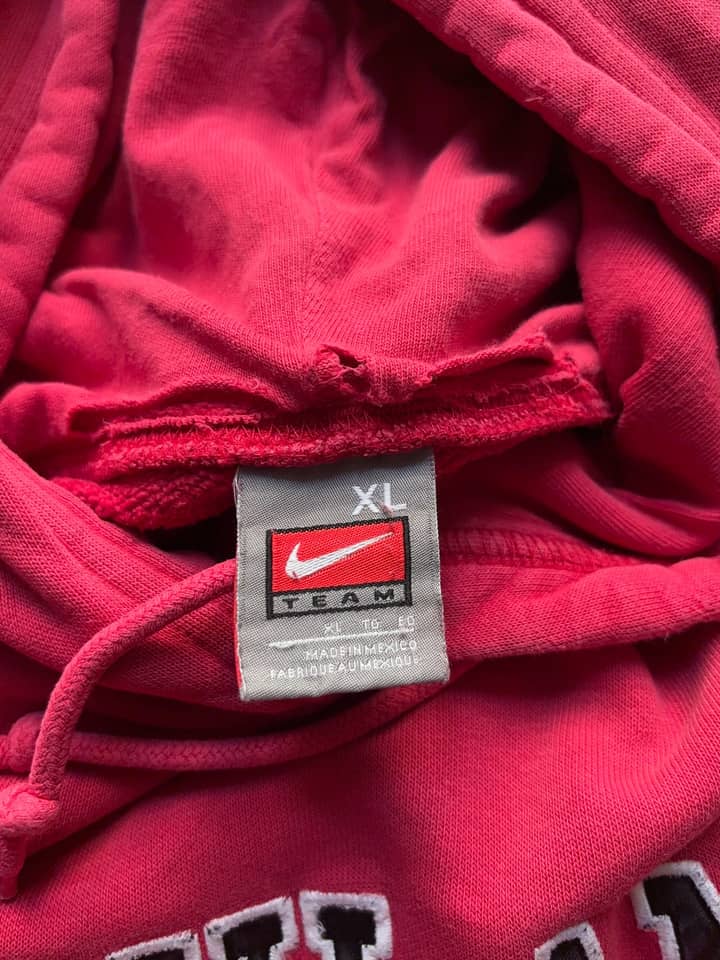Nike Vintage Nike Team Hoodie Made In Mexico - view 3 - Fabricsonder