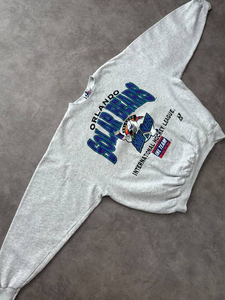 Logo Athletic Vintage Crewneck Boxy Fit - view 3 - Fabricsonder